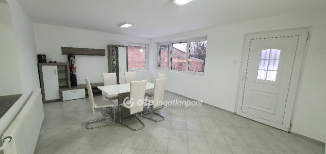 Eladó családi ház, Somlóvásárhelyen 24.9 M Ft, 2+1 szobás