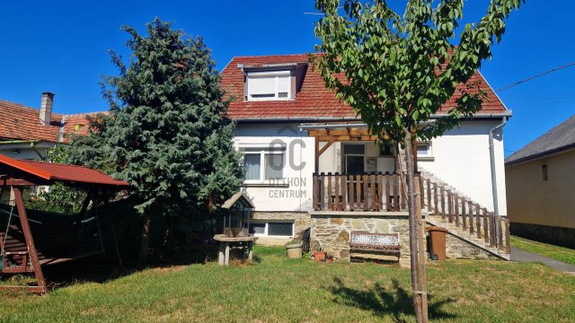 Eladó családi ház, Vépen 81.4 M Ft, 5 szobás