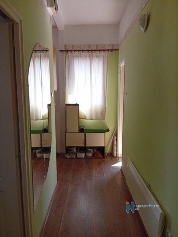 Eladó téglalakás, Hatvanban 32 M Ft, 2 szobás