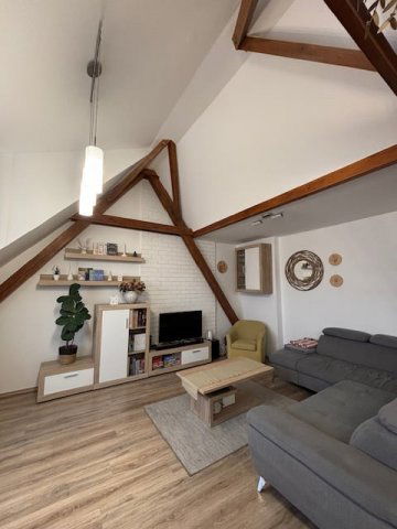 Eladó téglalakás, Szombathelyen 75 M Ft, 3 szobás