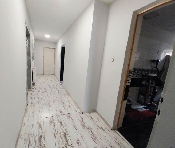 Eladó családi ház, Szákszenden 36.45 M Ft, 3 szobás