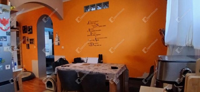 Eladó téglalakás, Zalaegerszegen 42.5 M Ft, 3 szobás