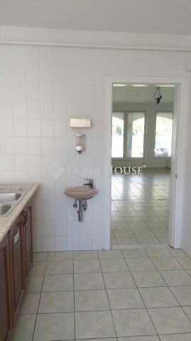 Eladó üzlethelyiség, Budapesten, XIV. kerületben 125 M Ft