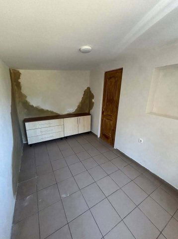 Eladó családi ház, Nyíregyházán 28.9 M Ft, 1+1 szobás