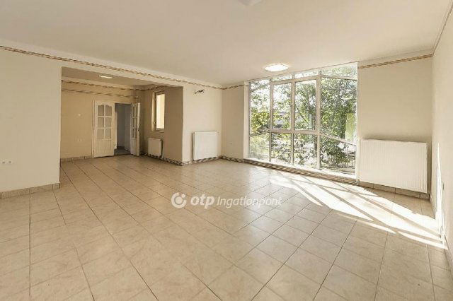 Eladó családi ház, Budapesten, XVIII. kerületben 189 M Ft