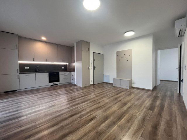 Kiadó téglalakás, albérlet, Kecskeméten 210 E Ft / hó