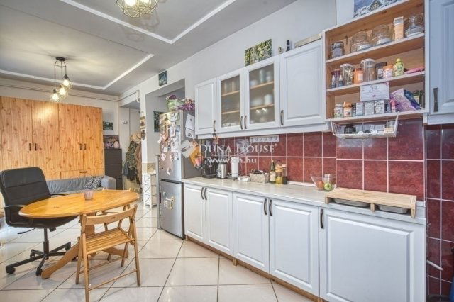 Eladó családi ház, Budapesten, XVIII. kerületben 79.9 M Ft