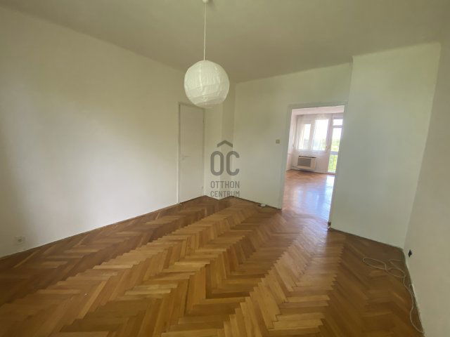 Eladó téglalakás, Vácon 56.8 M Ft, 2 szobás