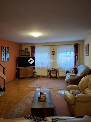 Eladó téglalakás, Budapesten, XX. kerületben 120 M Ft