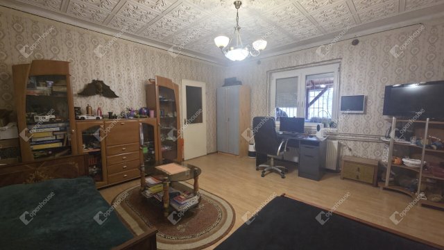 Eladó családi ház, Miskolcon 49.9 M Ft, 4 szobás