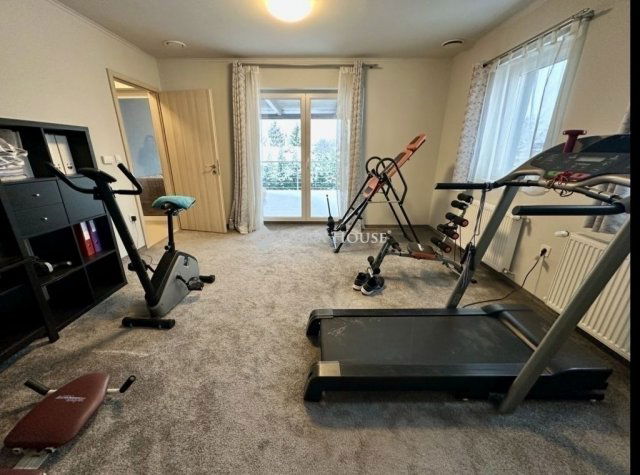 Eladó családi ház, Budapesten, XVIII. kerületben 200 M Ft