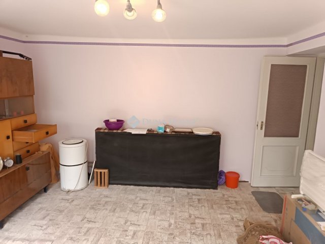 Eladó családi ház, Kunszálláson 82 M Ft, 3 szobás