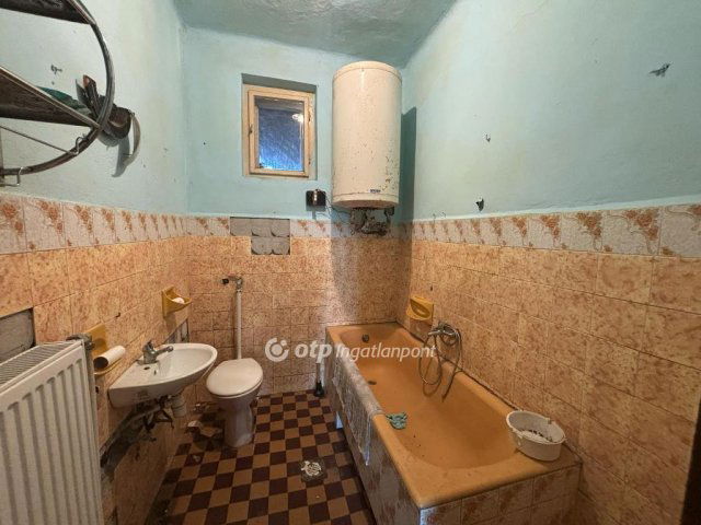 Eladó családi ház, Aszalón 14 M Ft, 4 szobás