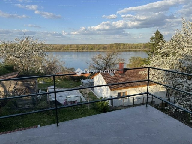 Eladó családi ház, Kulcson 37.6 M Ft, 3 szobás