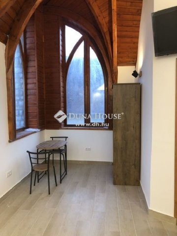 Eladó családi ház, Szarvaskőben 160 M Ft, 6 szobás