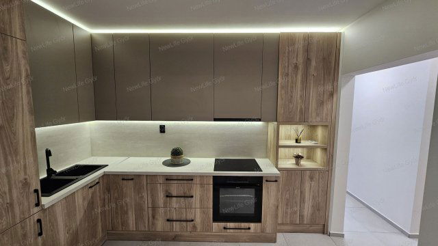 Eladó panellakás, Győrött 62 M Ft, 3 szobás