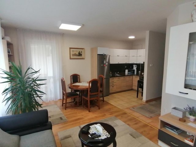 Kiadó téglalakás, albérlet, Nyíregyházán 200 E Ft / hó