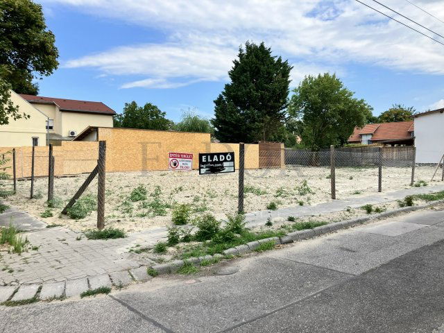 Eladó telek, Budapesten, XIX. kerületben 64.9 M Ft