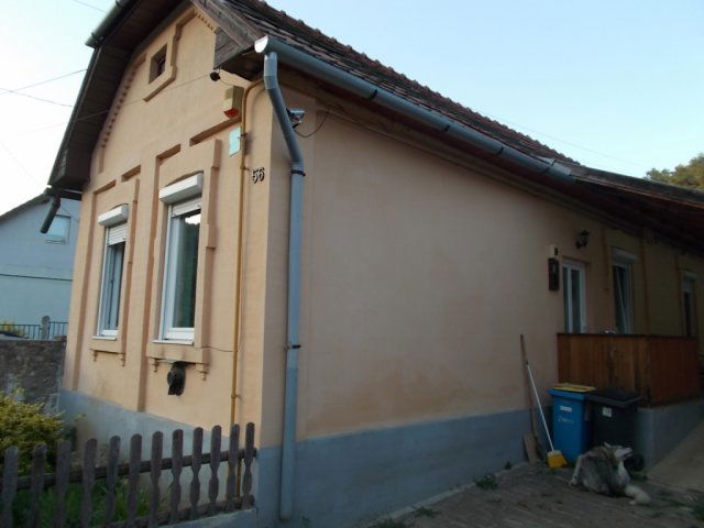 Eladó családi ház, Ózdon 6.9 M Ft, 2 szobás