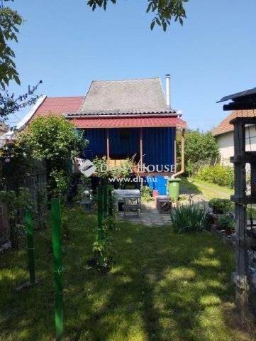 Eladó ikerház, Debrecenben 89.9 M Ft, 4 szobás