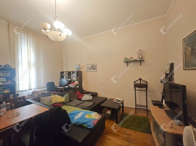 Eladó téglalakás, Győrött 63 M Ft, 2 szobás