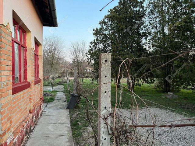 Eladó családi ház, Kétegyházán 5.6 M Ft, 3 szobás