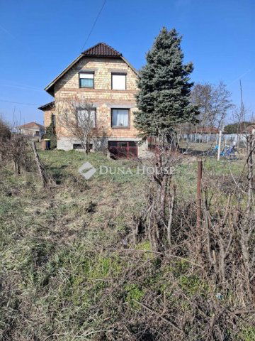 Eladó családi ház, Farmoson 32 M Ft, 7 szobás