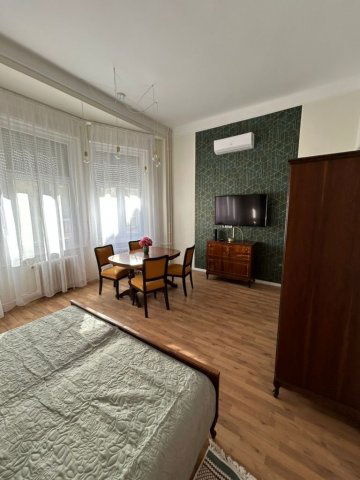 Kiadó téglalakás, albérlet, Debrecenben 300 E Ft / hó, 3 szobás