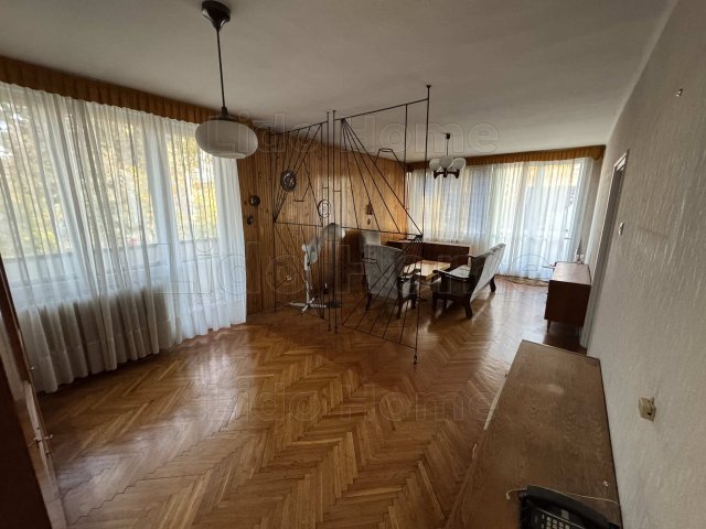 Eladó téglalakás, Kaposváron 49.6 M Ft, 3 szobás