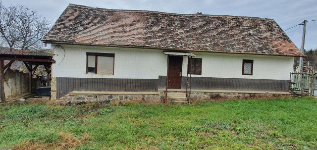 Eladó családi ház, Erdősmecskén 3.8 M Ft, 2 szobás