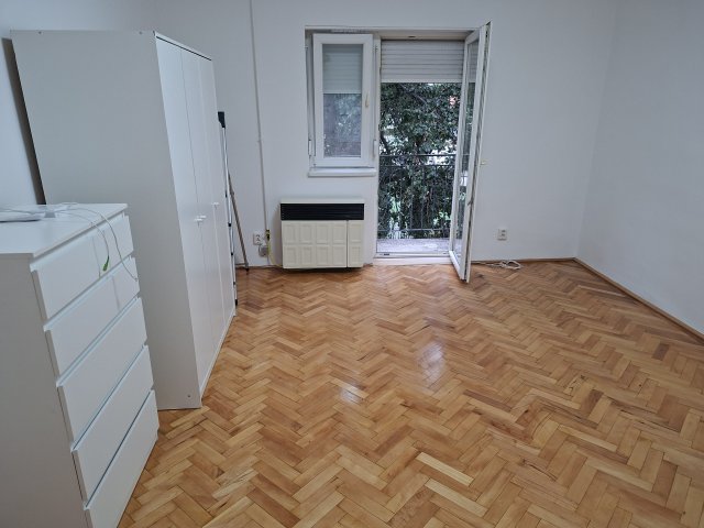 Kiadó téglalakás, albérlet, Székesfehérvárott, Prohászka Ottokár úton