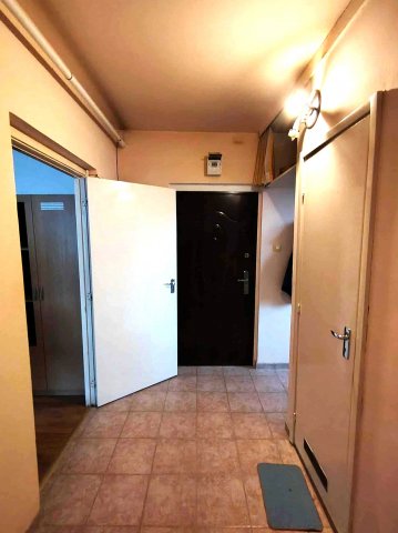 Eladó panellakás, Székesfehérvárott 44.9 M Ft, 2 szobás