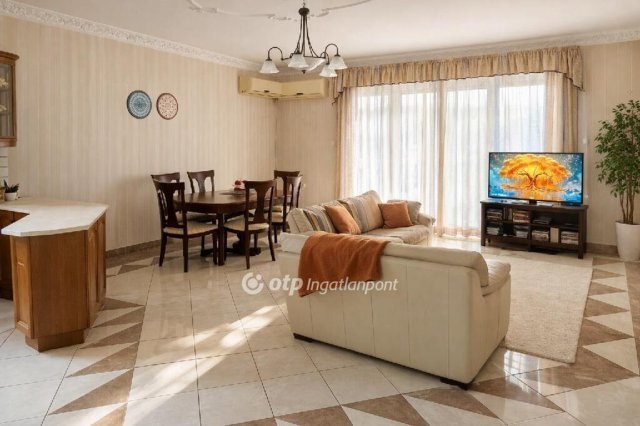 Eladó családi ház, Budakeszin 244 M Ft, 5+1 szobás