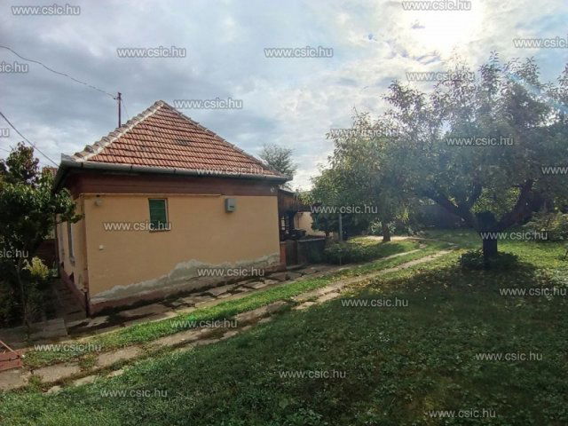 Eladó családi ház, Budapesten, XVI. kerületben 74.9 M Ft