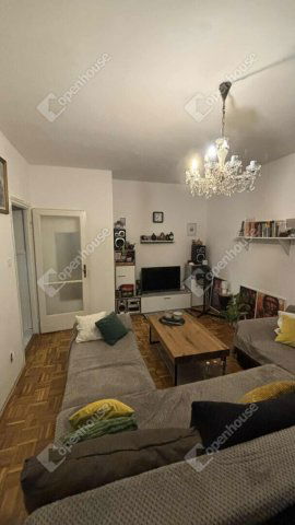 Eladó téglalakás, Szegeden 49.5 M Ft, 2 szobás