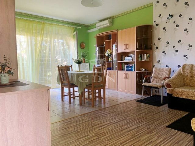 Kiadó téglalakás, albérlet, Szigetszentmiklóson 250 E Ft / hó