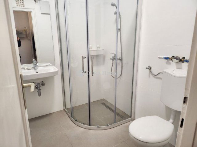 Kiadó téglalakás, albérlet, Veszprémben 185 E Ft / hó