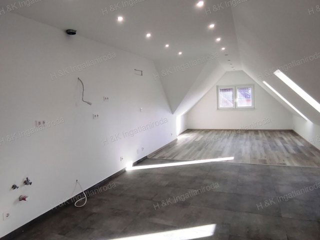 Eladó téglalakás, Dunakeszin 114.99 M Ft, 4 szobás