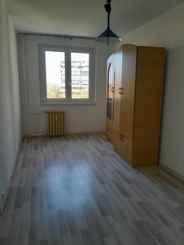 Eladó panellakás, Kecskeméten 44.9 M Ft, 2 szobás