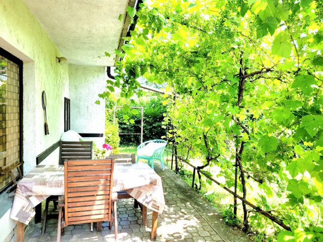 Eladó családi ház, Csopakon 127 M Ft, 5+2 szobás