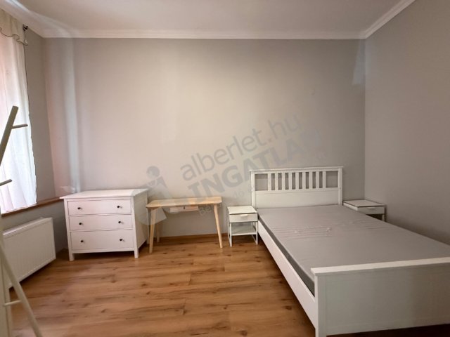 Kiadó téglalakás, albérlet, Budapesten, XII. kerületben