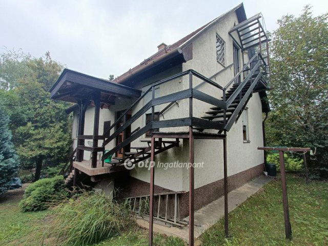 Eladó családi ház, Budakeszin 114.9 M Ft, 4 szobás