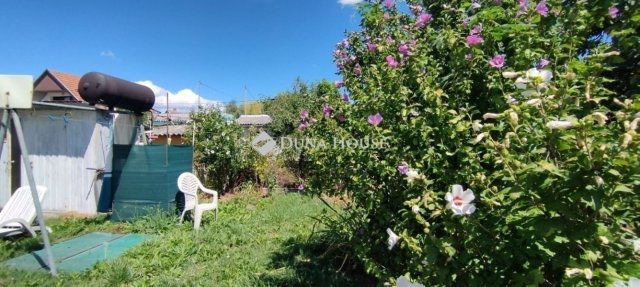 Eladó családi ház, Tóalmáson 16.5 M Ft, 2 szobás