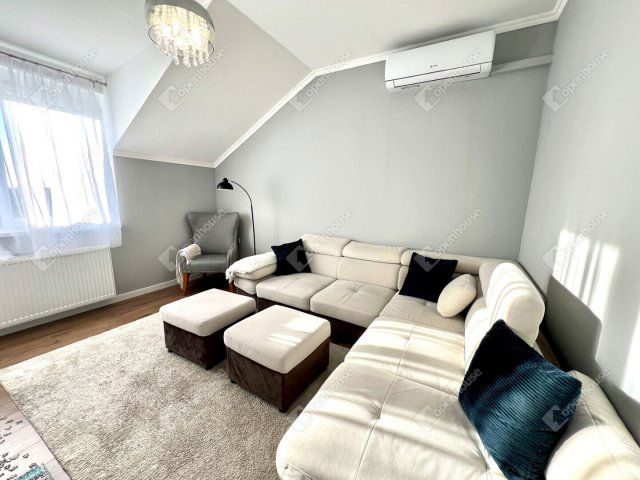 Eladó téglalakás, Siófokon 75 M Ft, 3 szobás