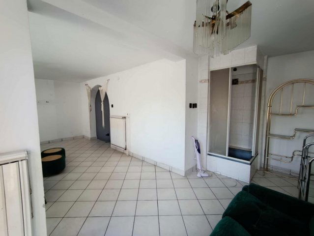 Eladó családi ház, XV. kerületben, Dessewffy Arisztid utcában