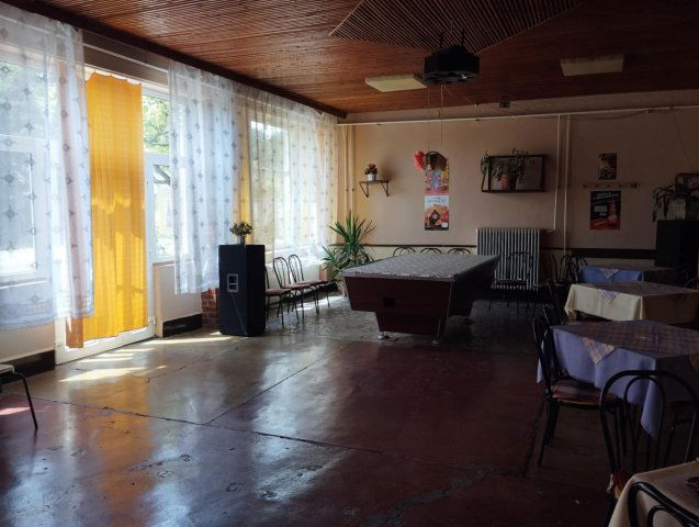 Eladó ipari ingatlan, Királyhegyesen 62 M Ft, 4 szobás