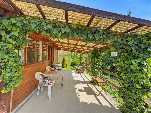 Eladó nyaraló, Szentendrén 46.5 M Ft, 2 szobás