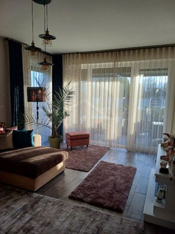 Eladó családi ház, Zsámbékon 148.8 M Ft, 5 szobás