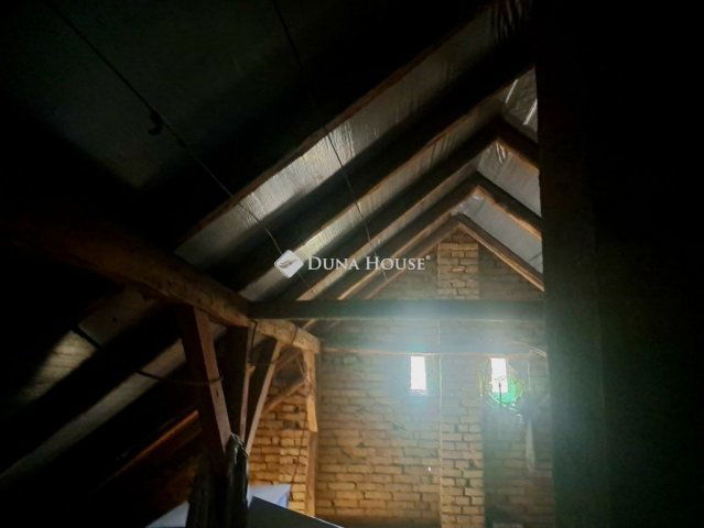 Eladó családi ház, Töttösön 18 M Ft, 4 szobás