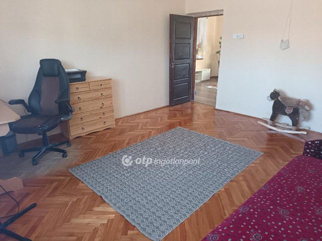 Eladó családi ház, Konyáron 31.5 M Ft, 3 szobás